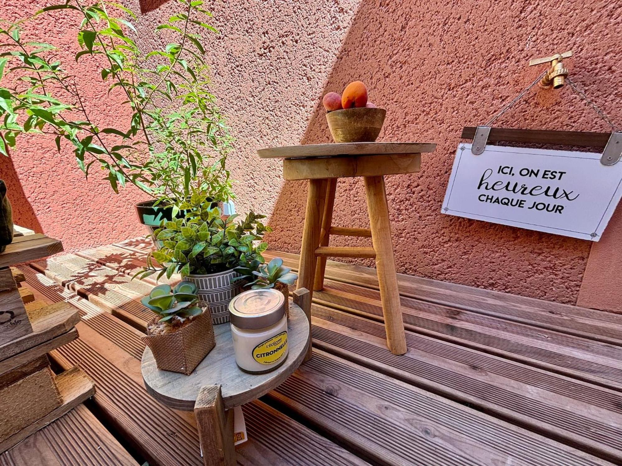 Maison Pour 12P, Piscine A Debordement Chauffee D'Avril A Octobre Inclus Ruoms Exteriér fotografie
