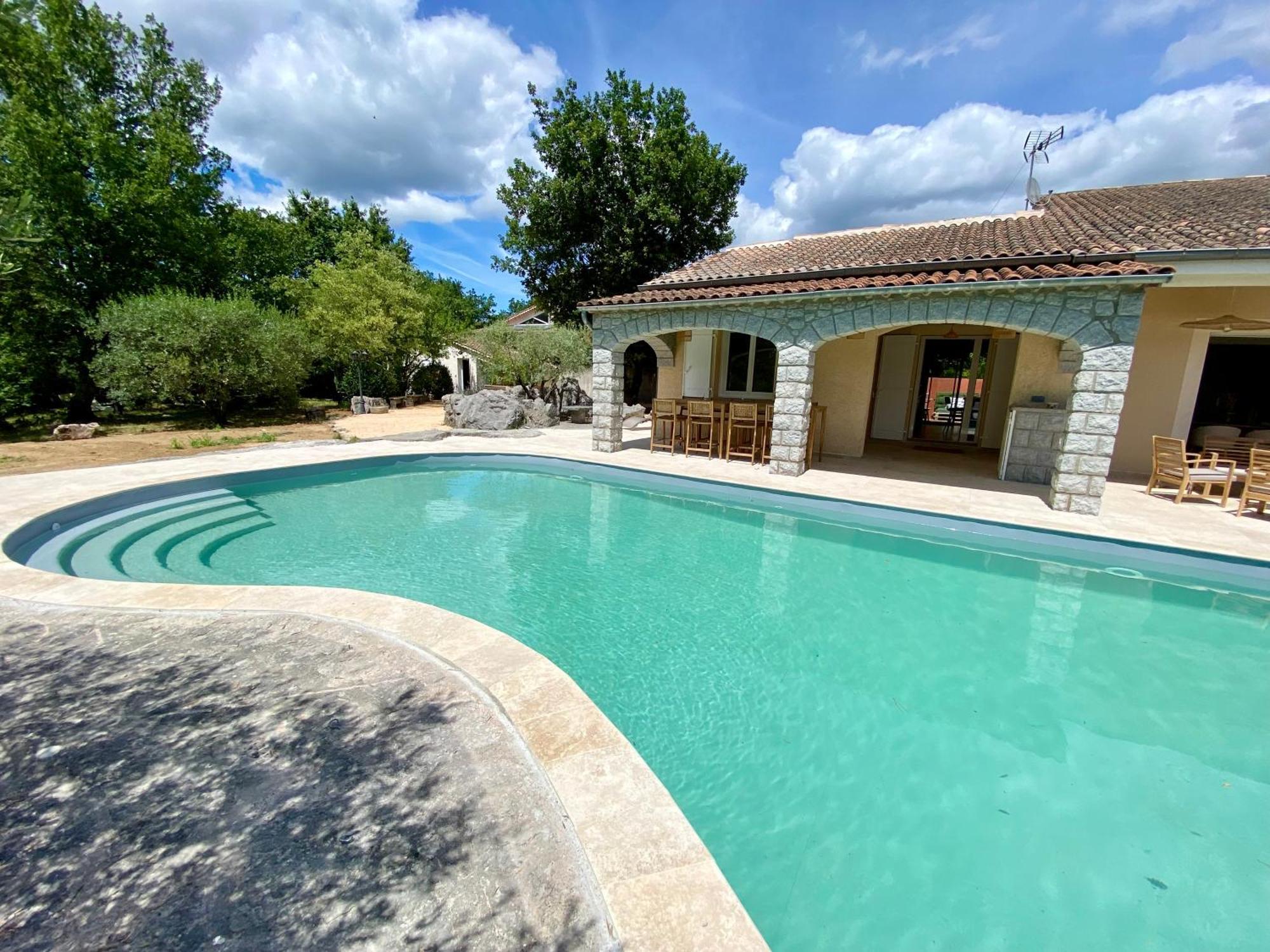 Maison Pour 12P, Piscine A Debordement Chauffee D'Avril A Octobre Inclus Ruoms Exteriér fotografie