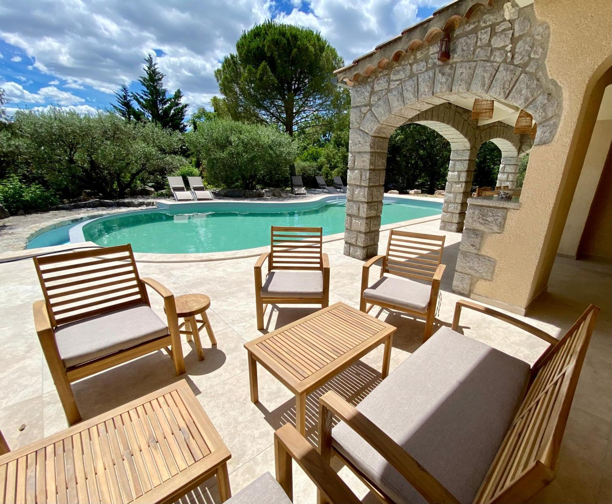 Maison Pour 12P, Piscine A Debordement Chauffee D'Avril A Octobre Inclus Ruoms Exteriér fotografie