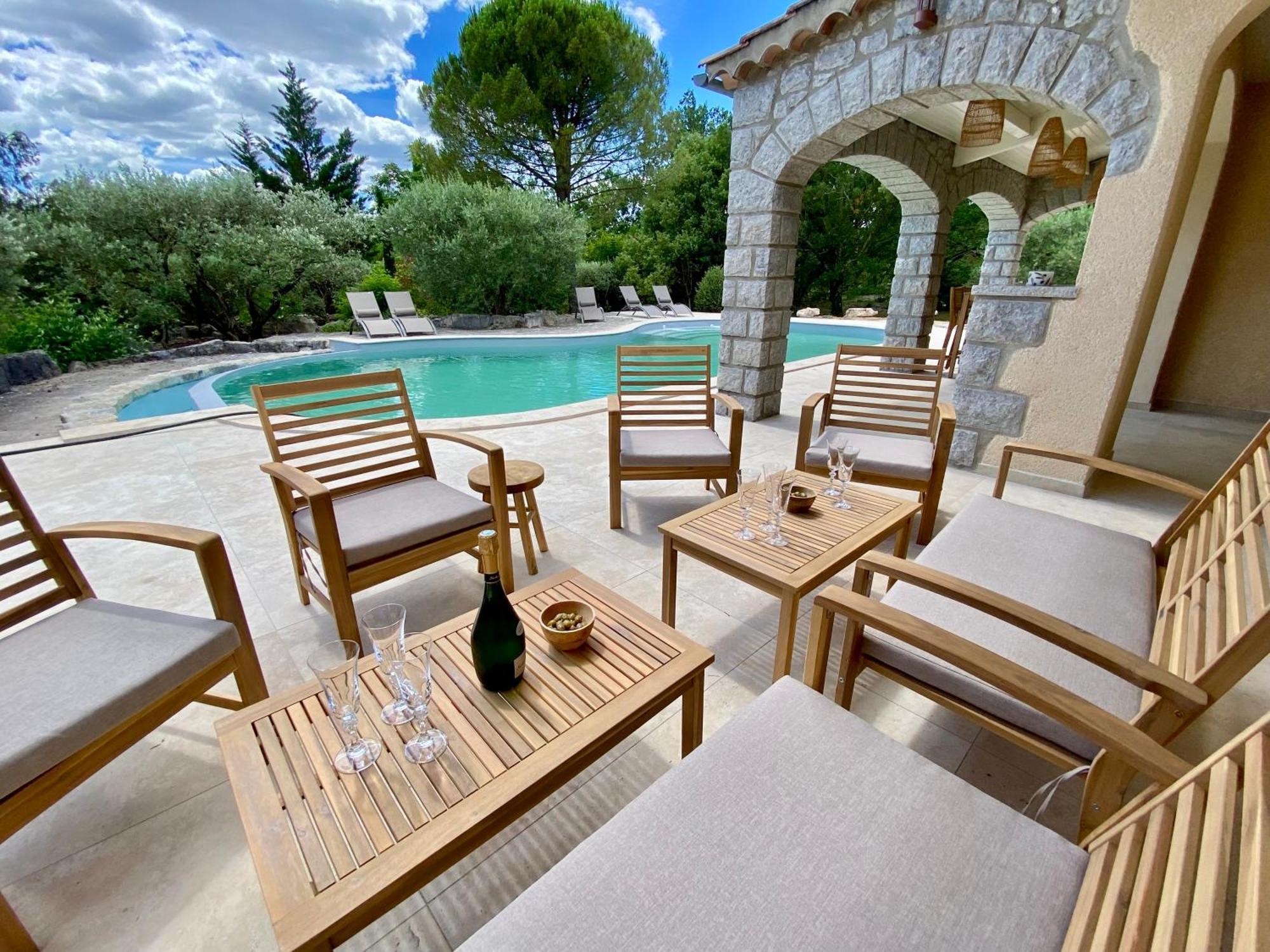 Maison Pour 12P, Piscine A Debordement Chauffee D'Avril A Octobre Inclus Ruoms Exteriér fotografie