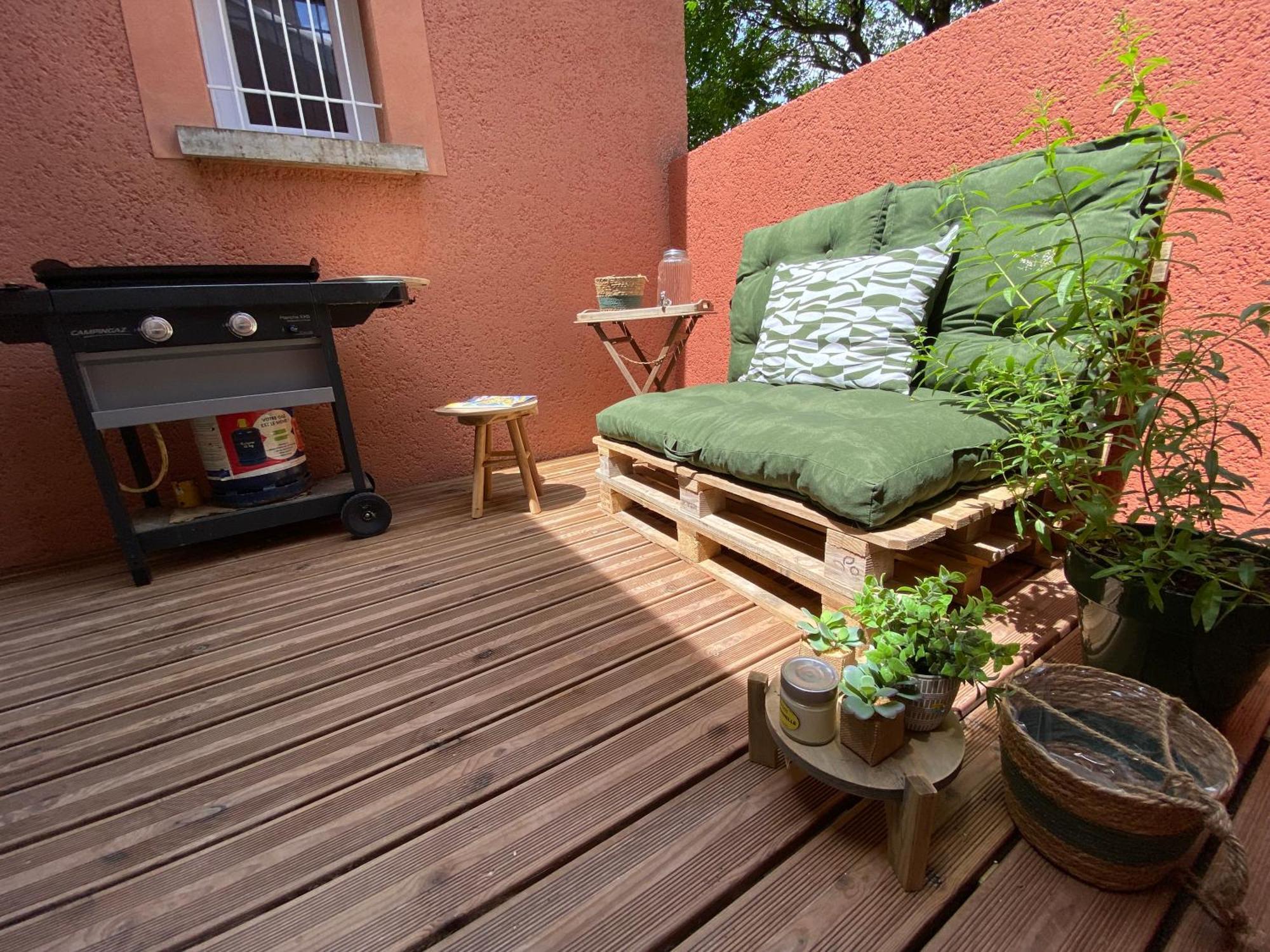Maison Pour 12P, Piscine A Debordement Chauffee D'Avril A Octobre Inclus Ruoms Exteriér fotografie
